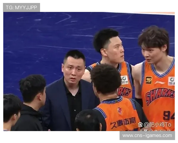 广厦对阵上海上演强强对话，布朗洛夫顿外援对决成焦点