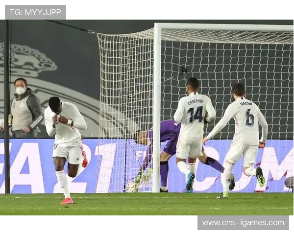 皇马客场2-2战平埃尔切，维尼修斯替补出战引发关注